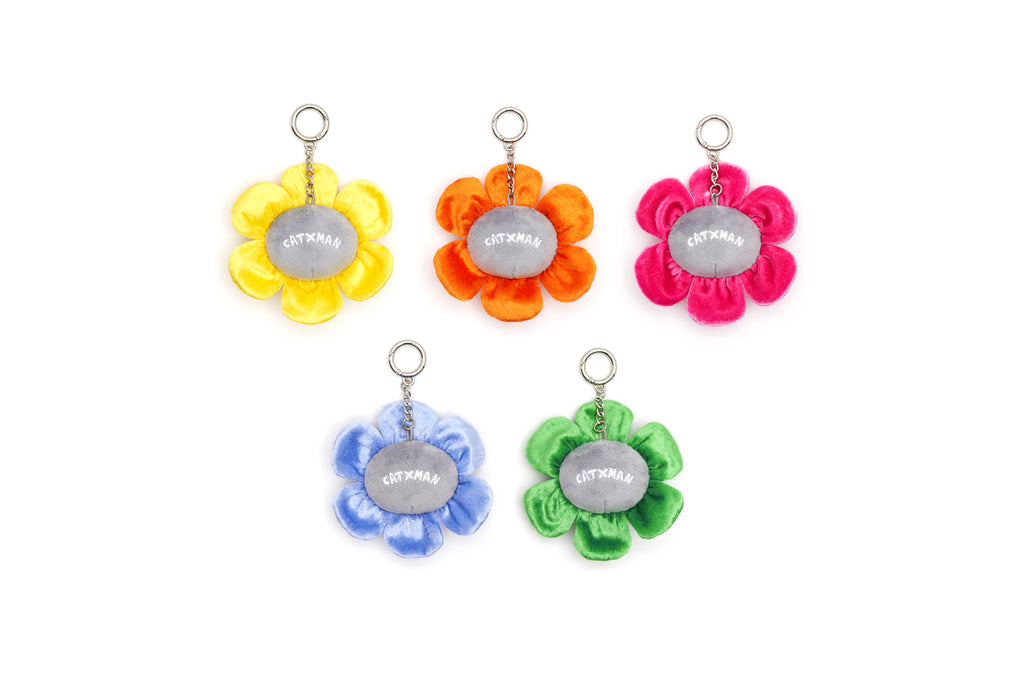 CATXMAN FLOWER KEYRING IN YELLOW