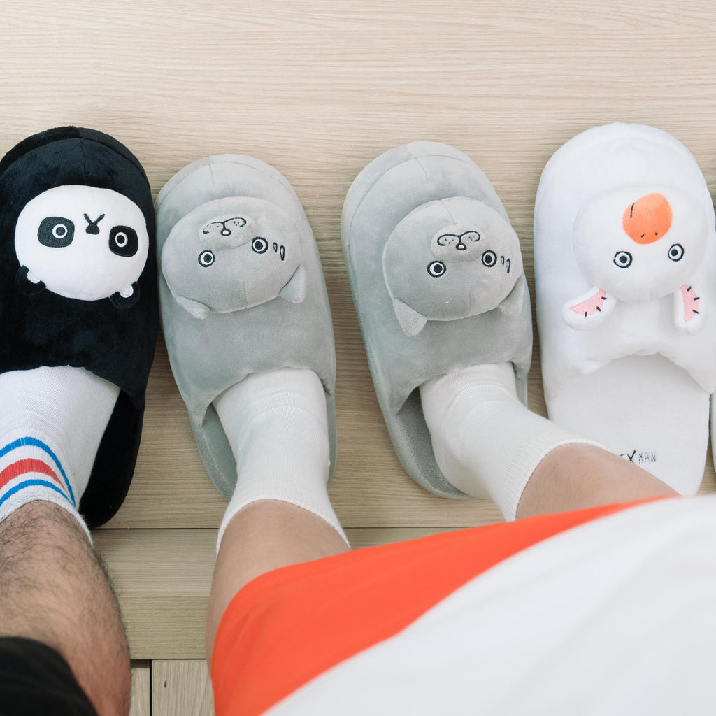 'CATXMAN TEAM FURRY SLIPPER - CATXMAN